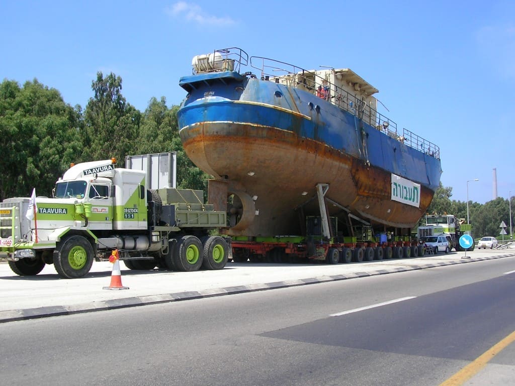 Транспортировка негабаритных грузов по СПб